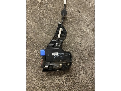 Zamek dveří levy přední VW Touareg 3D1 837 015 3D1837015