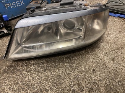 Leve přední světlo Xenon Audi A6 C5 kompletní