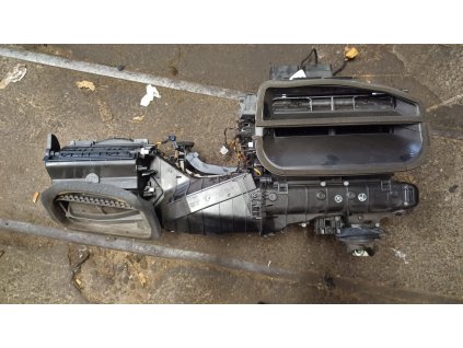 Topení Audi A8 D4 4H1 820 005 F 4H1820005F