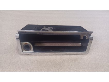Popelník palubní desky Audi A8 D3 31278-0300 312780300