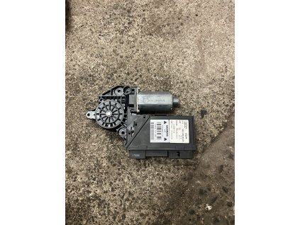 Motorek stahování oken Pravy zadni Audi A4 B6 8E0 959 802 A 8E0959802A