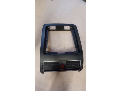 Středový průduch ventilace s rámečkem VW Touran 2011 1T1 819 728 G 1T1819728G