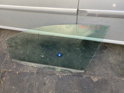 Okno leve přední VW Touran