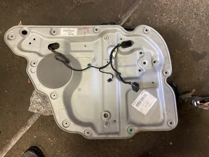 Stahovačka leva zadni VW Touran 1T0 839 729 H 1T0839729H