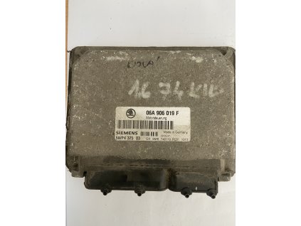 Řídící jednotka motoru 06A 906 019 F, 06A906019F