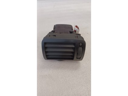 Průduch ventilace levy Predni VW Passat B5.5 3B0 819 703 D 3B0819703D