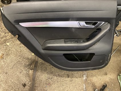 Tapecirung levy zadni Audi A6 4F0 867 305 D 4F0867305D