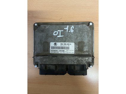 Řídící jednotka motoru 06A 906 033 K, 06A906033K