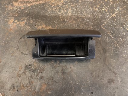 Popelnik Audi 8E0 857 961 M 8E0857961M