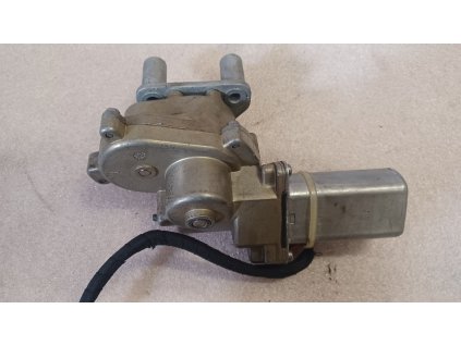 Elektrický dověr dveří levý zadní VW multivan T5 7H0 843 765 C 7H0843765C