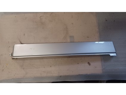 Kryt kolejnice posuvných dveří levý VW T5 7H1 843 795 C 7H1843795C