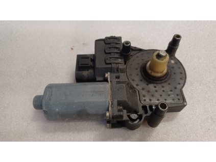 Motorek stahování okna levý přední Audi A4 B6 130 821 787 130821787