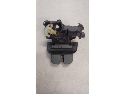 Zámek pátých dveří Audi A4 B7 avant  8P4 827 505 C 8P4827505C