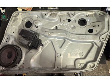 Stahovačka pravá přední VW PASSAT B5.5 3B4 837 756 D 3B4837756D