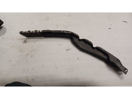 Držák předního nárazníku pravý Škoda Octavia 2 1Z0 807 184 1Z0807184