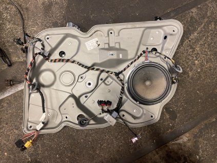 Stahovačka prava přední Škoda Octavia 2 1Z1 837 656 G 1Z1837656G