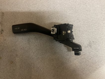 Přepínač směrových světel Škoda Octavia 2 1K0 953 513 1K0953513