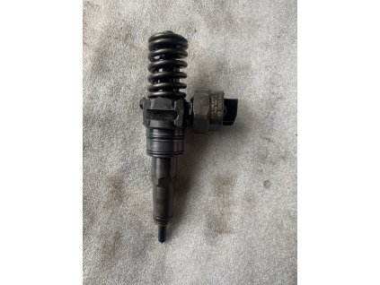 Vstřik 038 130 073 F 038130073F