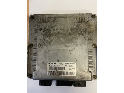 Řídící jednotka motoru 0 281 011 033, 0281011033