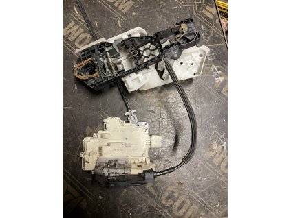 Zamek dveří VW Passat B6 3C4 839 016 A 3C4839016A