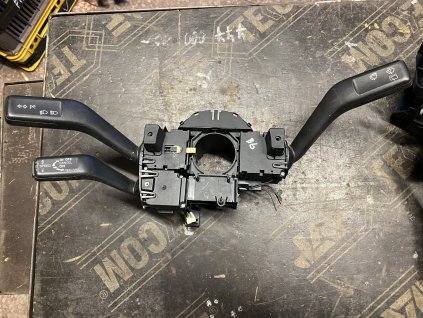 Přepínač kombinovaný pačky pod volantem VW Passat B6 3C9 953 513 B 3C9953513B 3C9 953 507 AG 3C9953507AG