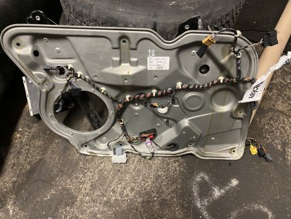 Stahovačka leva přední Škoda Octavia 2 1Z1 837 655 B 1Z1837655B