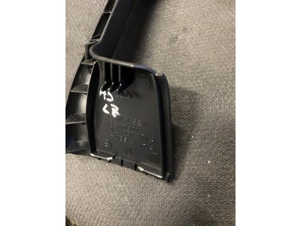 Madlo dveří leve zadni se spinačem Audi A3 8L4 867 371 A 8L4867371A