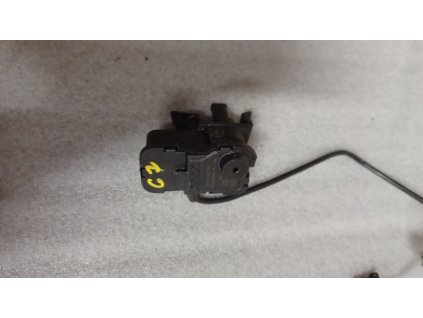 Elektrický zámek víčka palivové nádrže VW Golf 7 5C6810773K 5C6 810 773 K