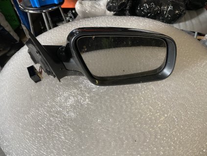 Prave vnější zpětné zrcatko Audi A6 C5