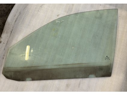 Levé přední sklo Octavia 1