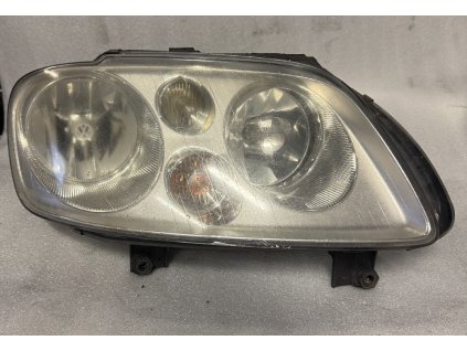 Pravé přední světlo VW Touran