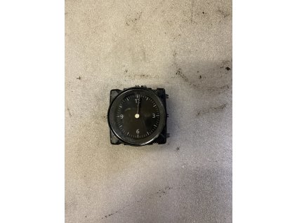 Hodiny VW Passat B8 3G0 919 204 C 3G0919204C