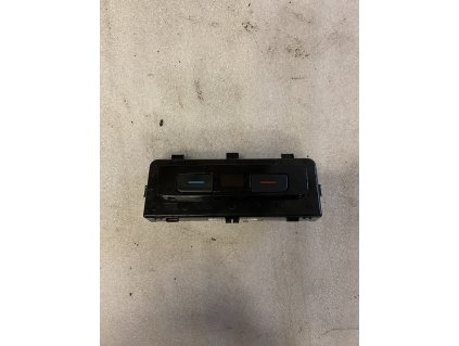 Ovládací panel klimatizace VW Passat B8 3G0 907 049 D 3G0907049D