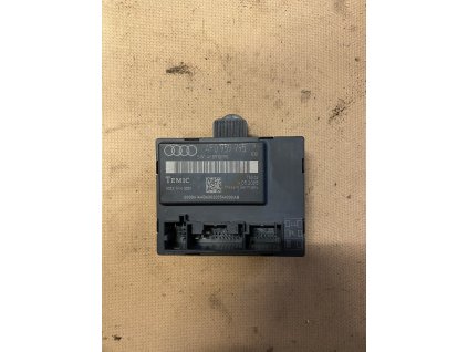 Řídicí jednotka dveří leva zadni Audi A6 4F 4F0 959 795 4F0959795