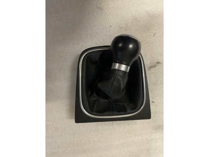 Řídicí páka VW Golf 5