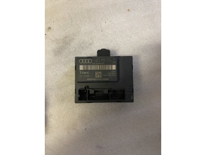Řídicí jednotka dveří prave zadní Audi A6 4F 4F0 959 794 4F0959794