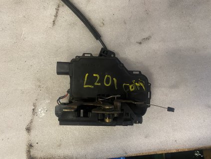 Zamek dveří levy zadni Škoda Octavia 1 Combi