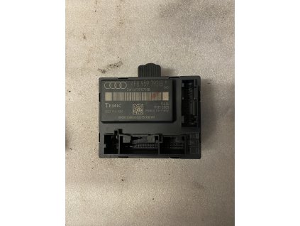 Řídicí jednotka dveří prava přední Audi A6 4F 3.0TDI 4F0 959 792 B 4F0959792B