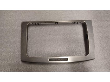 Rámeček Autorádia VW Passat B6 3C0 858 069 3C0858069