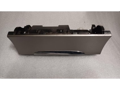 Popelník passat b6 3C0 863 284 A,C 3C0863284A,C