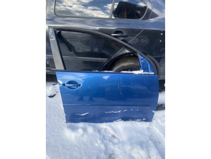 Dveře prave přední VW Golf 5 Kod barvy LA5K