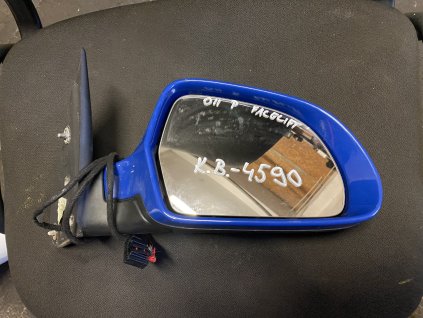 Vnější zpětné zrcatko prave Škoda Octavia 2 Facelift kod barvy 4590