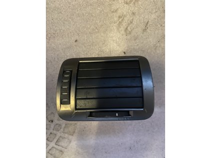 Pruduch ventilace Pravy Škoda Superb 1 3U0 819 702 A 3U0819702A