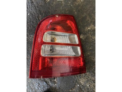 Zadni světlo levé Škoda Octavia 1 sedan 1U6 945 095 1U6945095