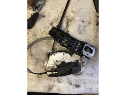 Zamek dveří levy přední Škoda Superb 2 5N1 837 015 E 5N1837015E