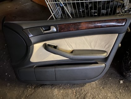 Tapecirung Pravy přední Audi A6 C5 4B0 863 980 4B0863980