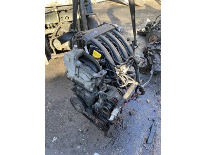 Motor 1.6 benzin 16V Renault Scenic 2001 kompletni