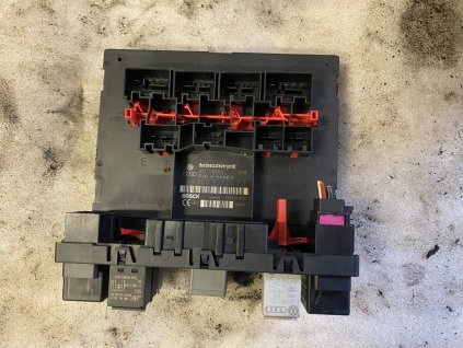 Komfortní jednotka VW Passat B6 3C0 937 049 J 3C0937049J