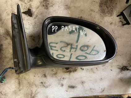 Vnější zpětné zrcatko prave VW Passat B6