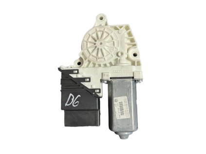 Pravý zadní motorek stahování oken VW Passat B6 3C9959704 975281-200